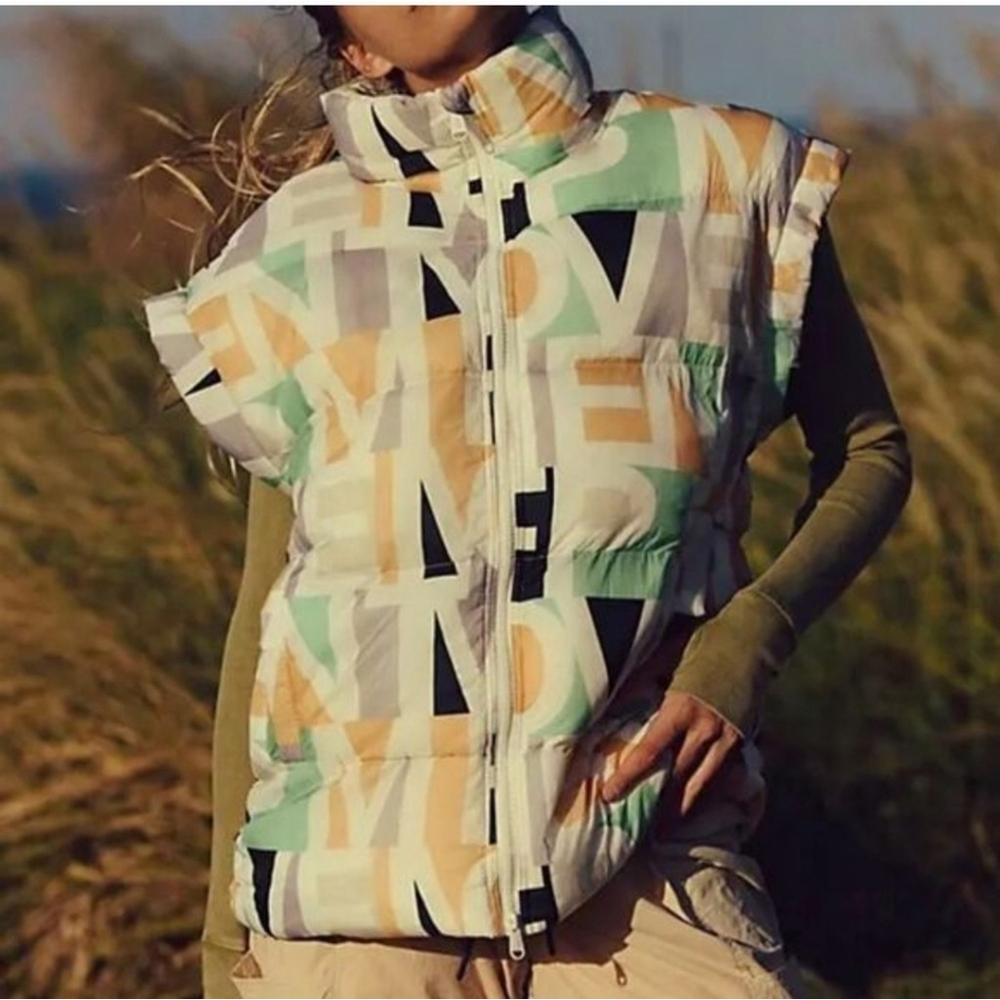 Free People Movement NWTs In A Bubble Printed Blocked Logo Puffer Vest